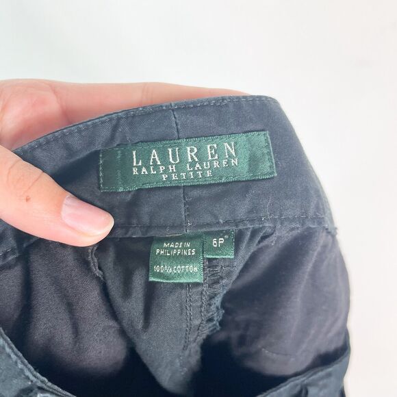 Ralph Lauren Women's Black Petite Cargo Shorts Size 6P - Picture 3 of 3